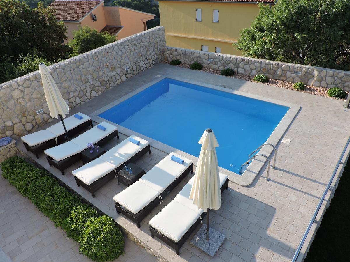 נובי ווינודולסקי Apartments Villa Residenca מראה חיצוני תמונה