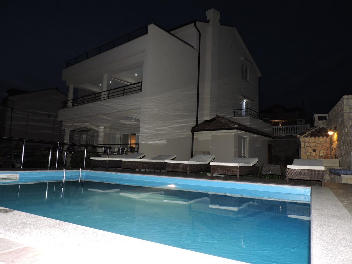 נובי ווינודולסקי Apartments Villa Residenca מראה חיצוני תמונה