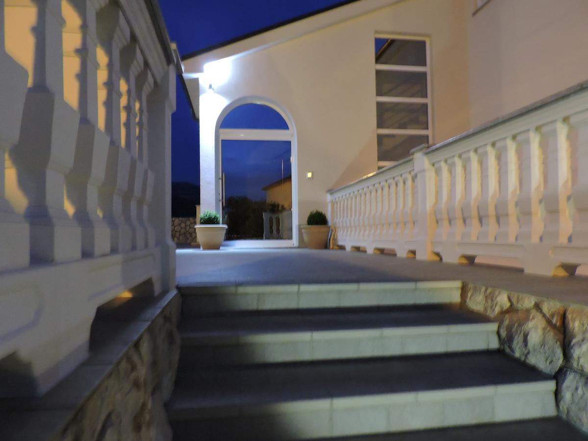נובי ווינודולסקי Apartments Villa Residenca מראה חיצוני תמונה